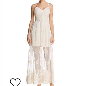 AQUA Maxi Off White Lace Dress